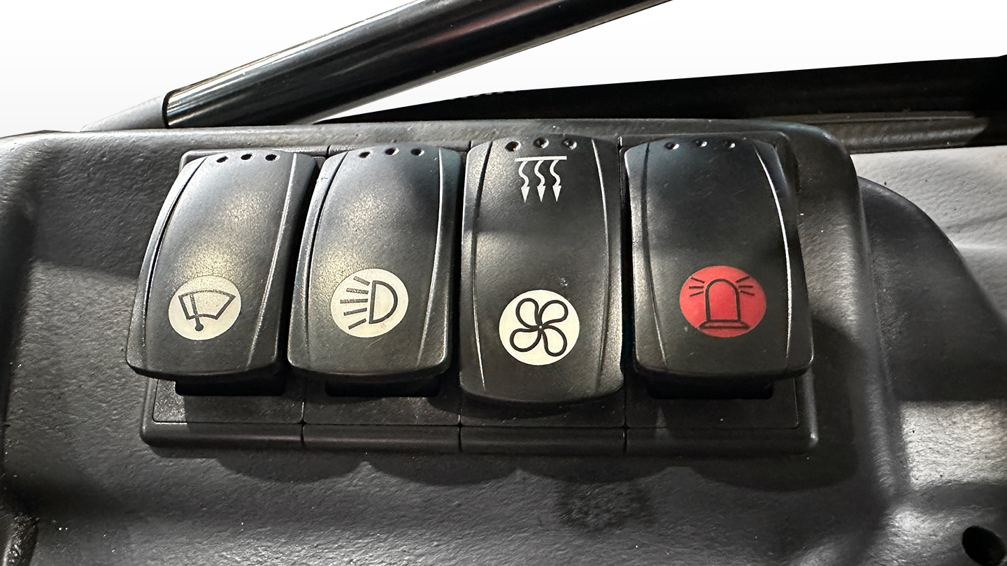 Трактор Кентавр Т-654С PRO A/C 8+8 (Toyokawa) STD agri 7,50-16 / 11,20-28 (с ПСМ) 0