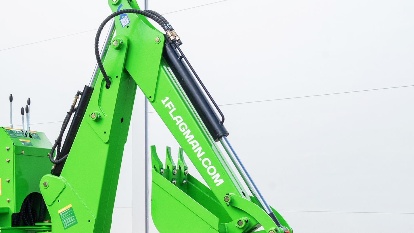 Навесной экскаватор Flagman | Флагман LW6 0