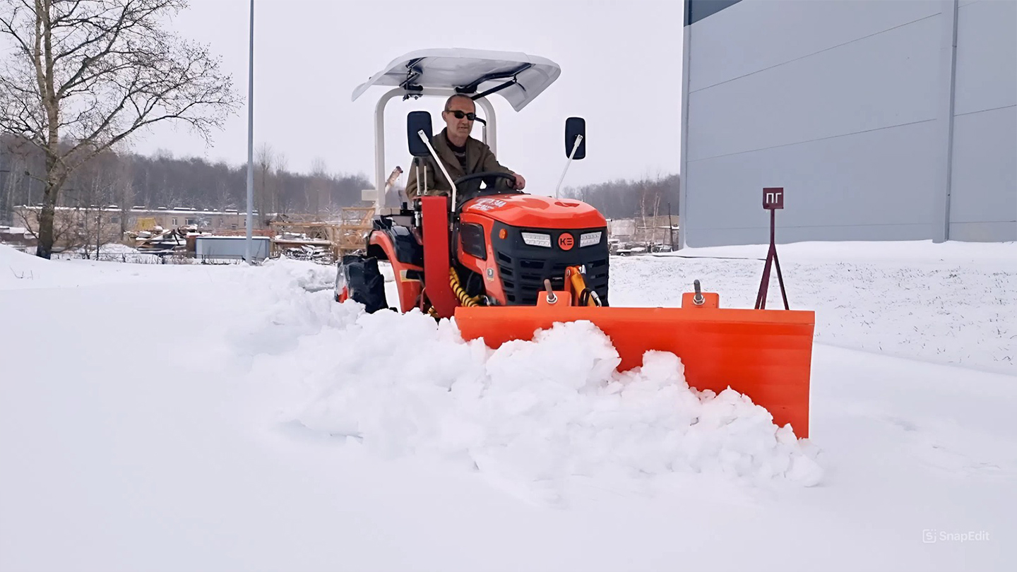 Трактор Кентавр Т-4K MASTER 9+3 (Perkins) Turf 20.5-10 / 31,9.5-16 0