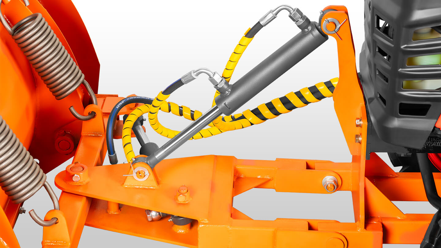 Отвал Flagman | Флагман к трактору Кентавр MASTER Т-4К с пружинными амор. и гидропов. (1,2 м) 1