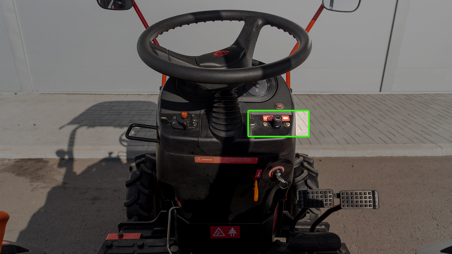 Трактор Кентавр Т-444 MASTER HST (Perkins) STD agri 7,00-12 / 11,2-16 (с ПСМ) 0